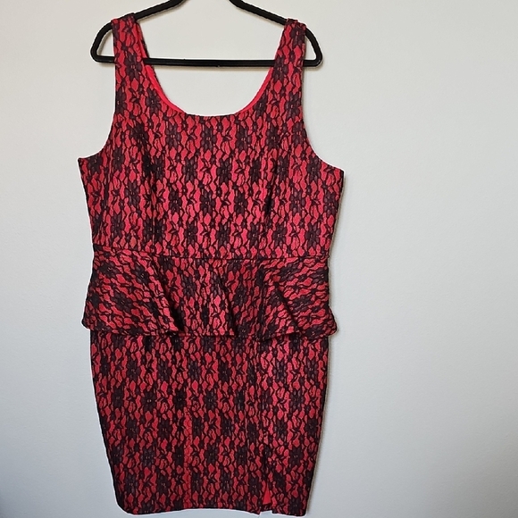 Torrid X Rebel Wilson Red Peplum with Black Lace Sleeveless Rockabilly Dress 20 - Picture 2 of 12